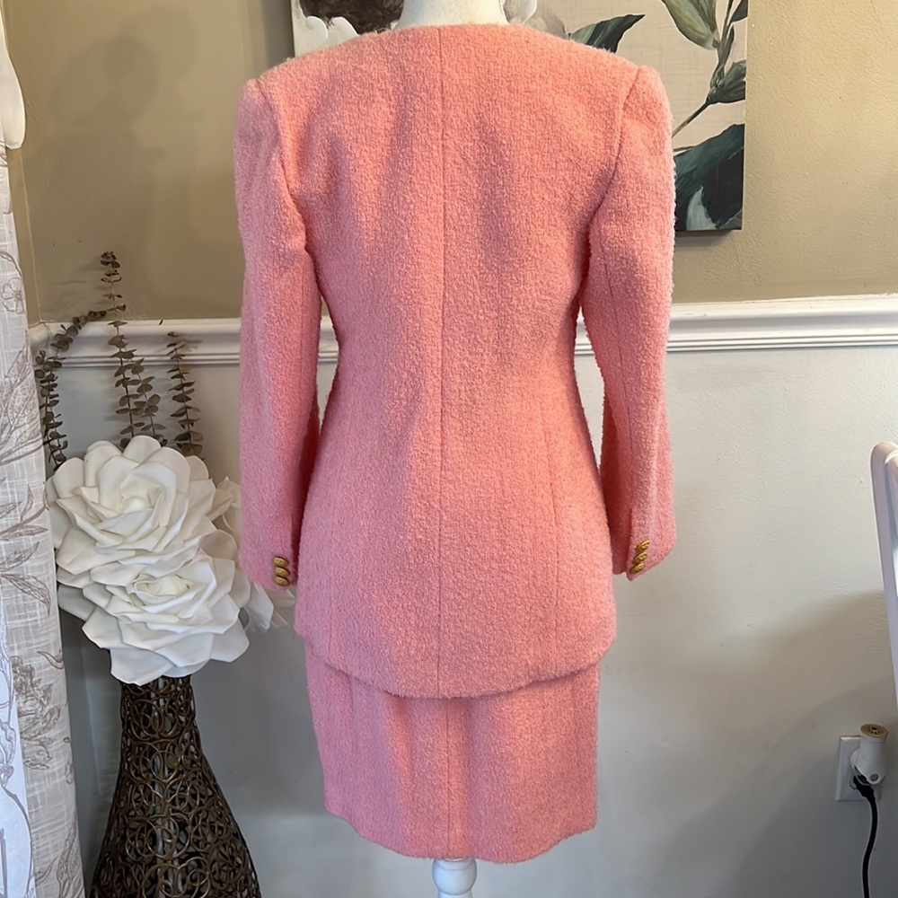 BANU Paris Wool Vintage Bubblegum Pink Blazer & Skirt Set Gold Buttons Sz 10 - Picture 6 of 13
